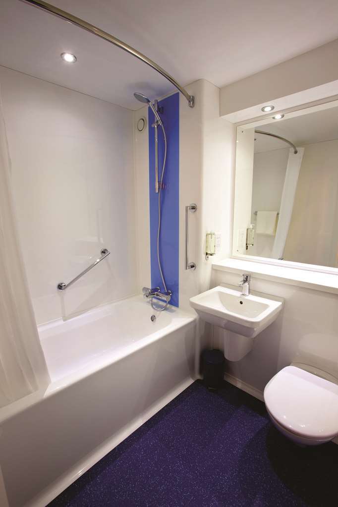 Travelodge Peterborough Central Δωμάτιο φωτογραφία